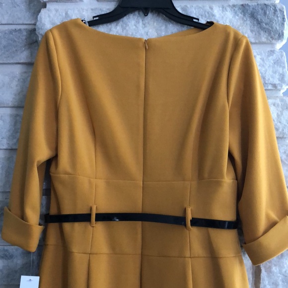 *NWT* Sophisticated Sheath Dress - Picture 7 of 8